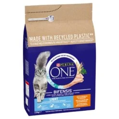 Purina ONE Light Chicken & Wheat Dry Cat Food - 2.8kg -Cat Mania Shop Purina ONE Light Cat Chicken and Wheat Dry Cat Food 2.8KG vetshop 98