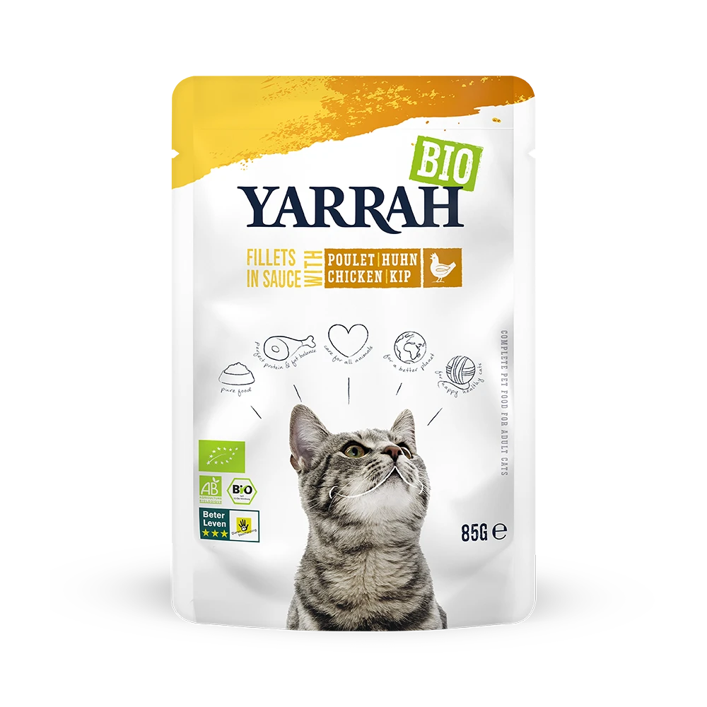 Yarrah Cat Organic Fillets With Chicken In Gravy Pouches - 14x85g 3 Yarrah Cat Organic Fillets With Chicken In Gravy Pouches - 14x85g