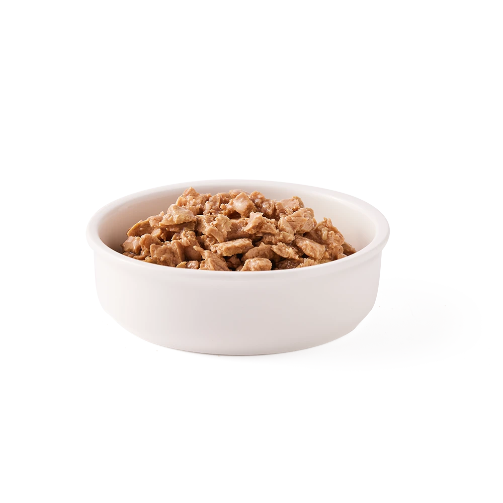 Yarrah Cat Organic Fillets With Chicken In Gravy Pouches - 14x85g 6 Yarrah Cat Organic Fillets With Chicken In Gravy Pouches - 14x85g - Image 4